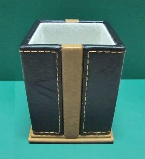 C2011 方型-皮質筆筒